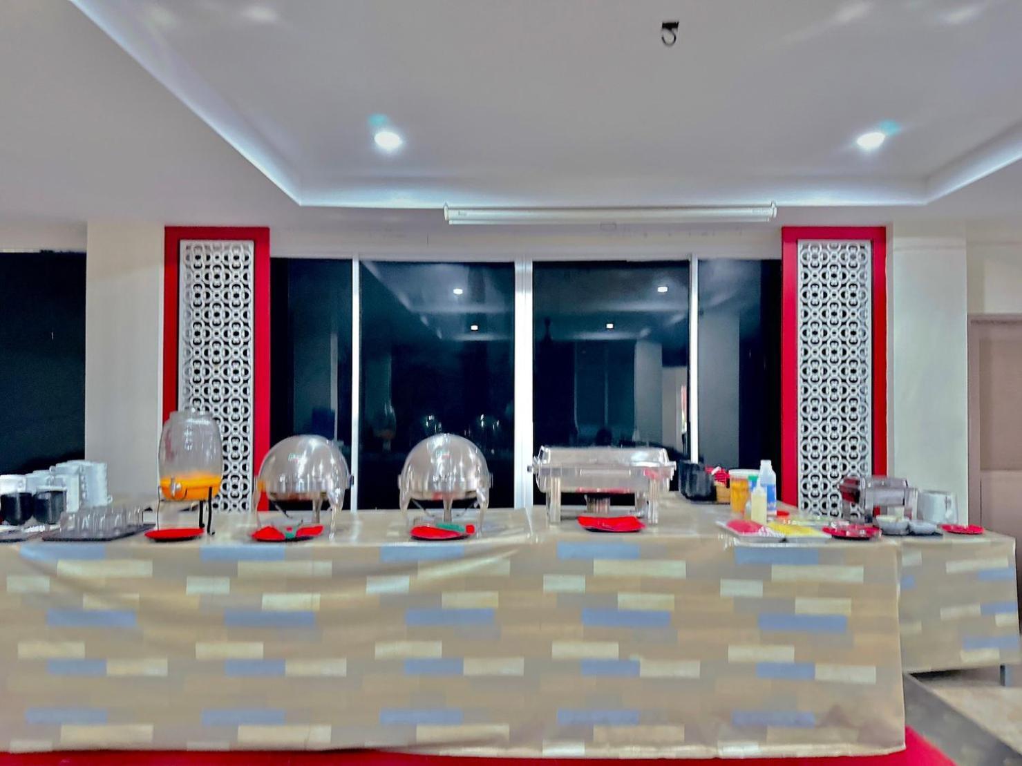 The Hideaway By Rosewood Hotel