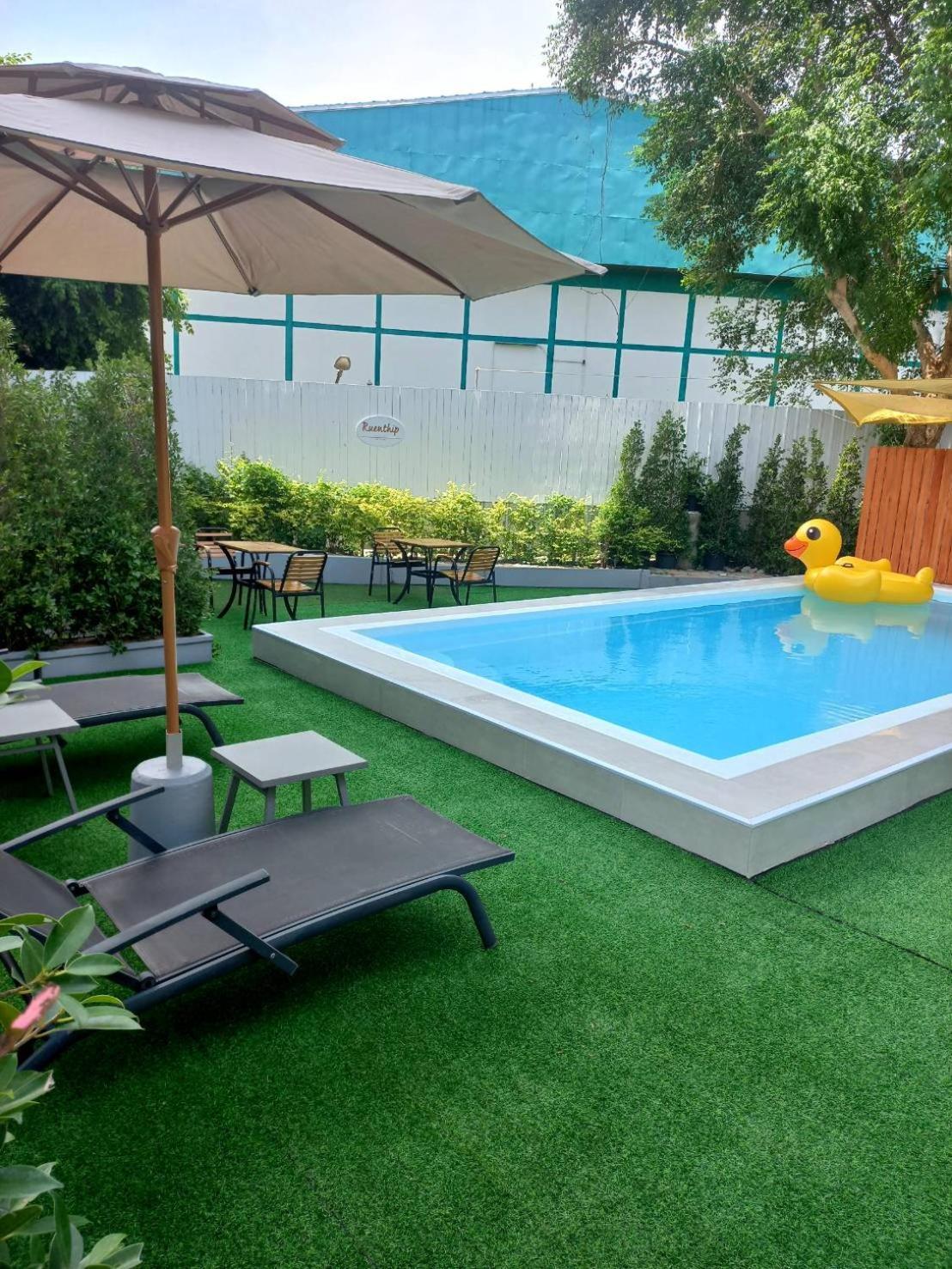 Hotel Ruenthip Pattaya 4*
