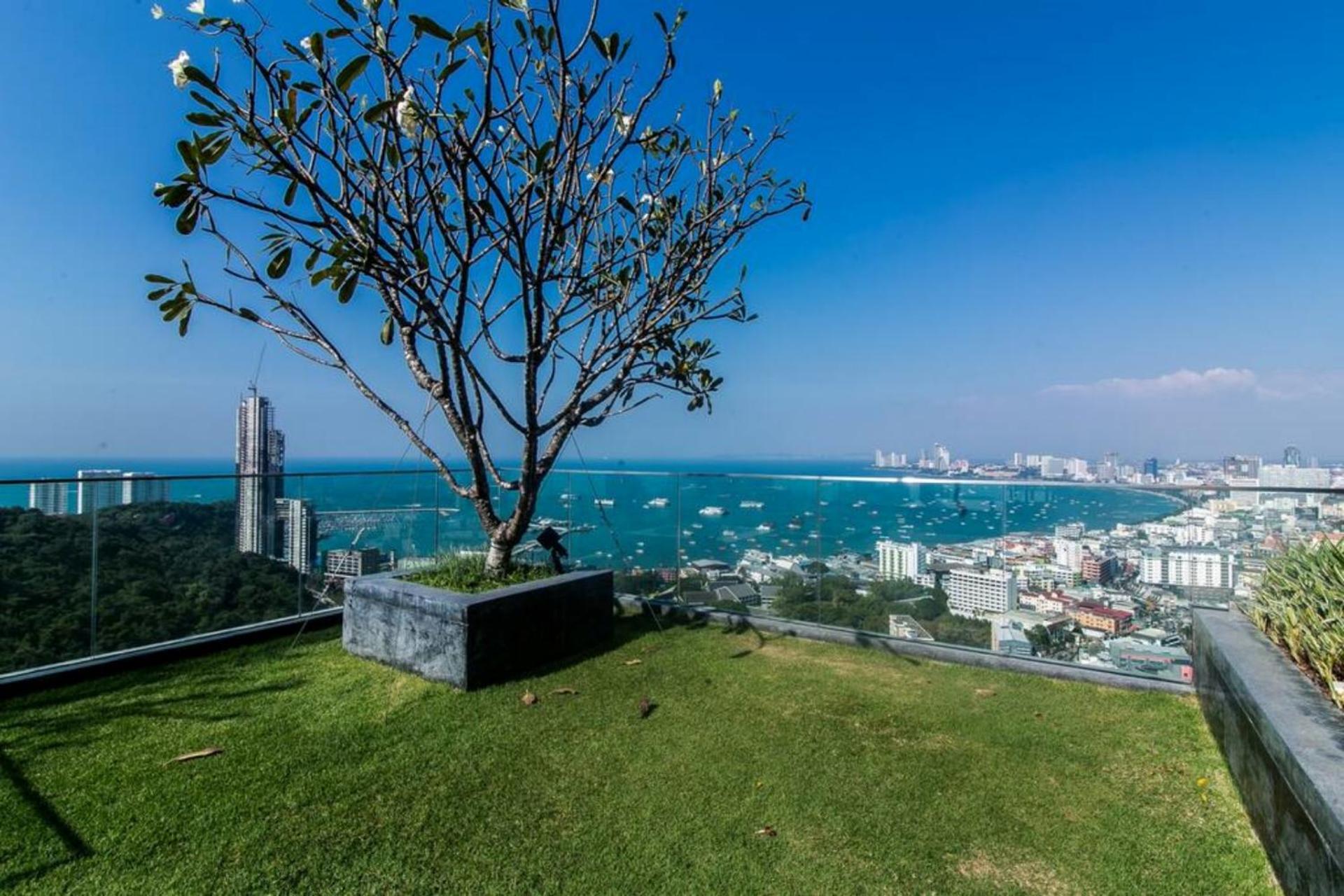 Unixx ​​center High Floor Amazing Sea View9f Pattaya