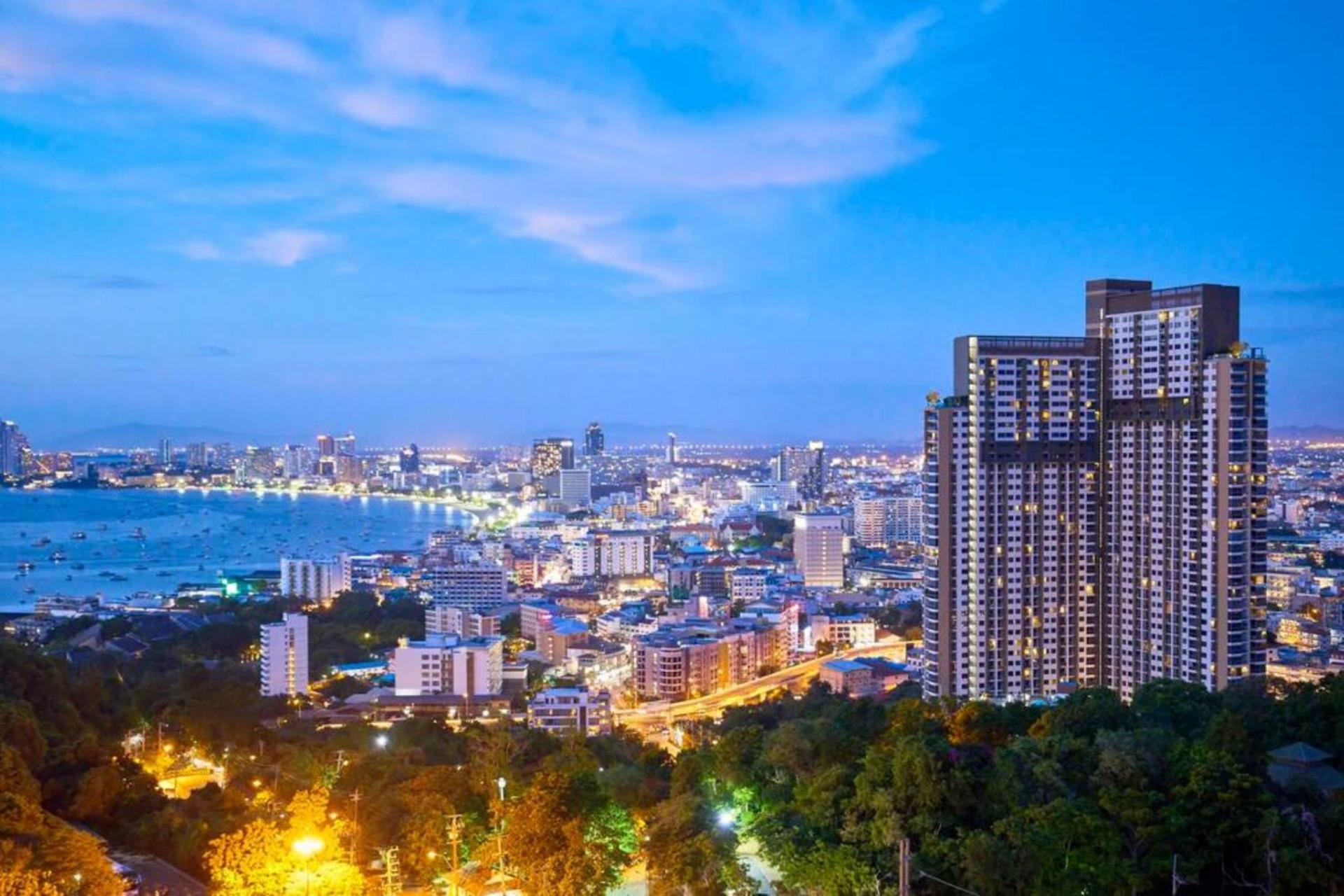 Unixx Luxury City Center Close Beach11f Apartment Pattaya