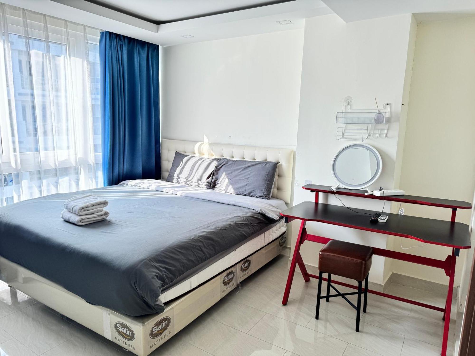 Apartment 芭提雅中心 Grand Avenue 2卧室公寓泳池景 智能电视 高速互联网