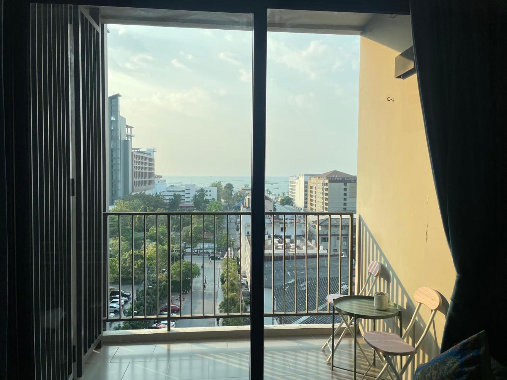Apartment The Base Super