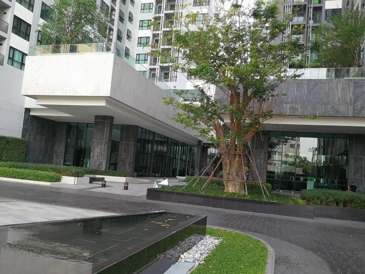 Apartment The Base In Downtown Pattaya