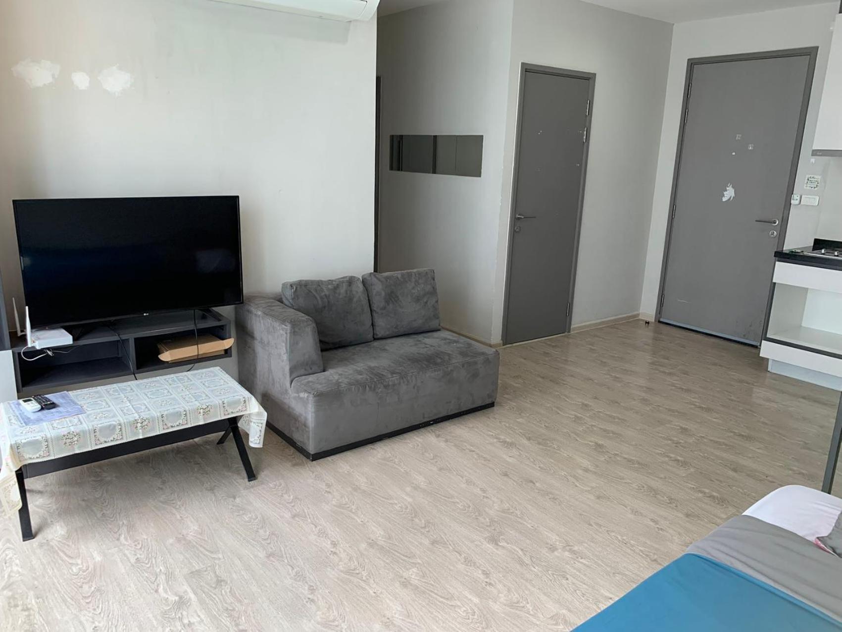 S泰国芭提雅thebase无边泳池公寓 市中心 临近大海 * Pattaya