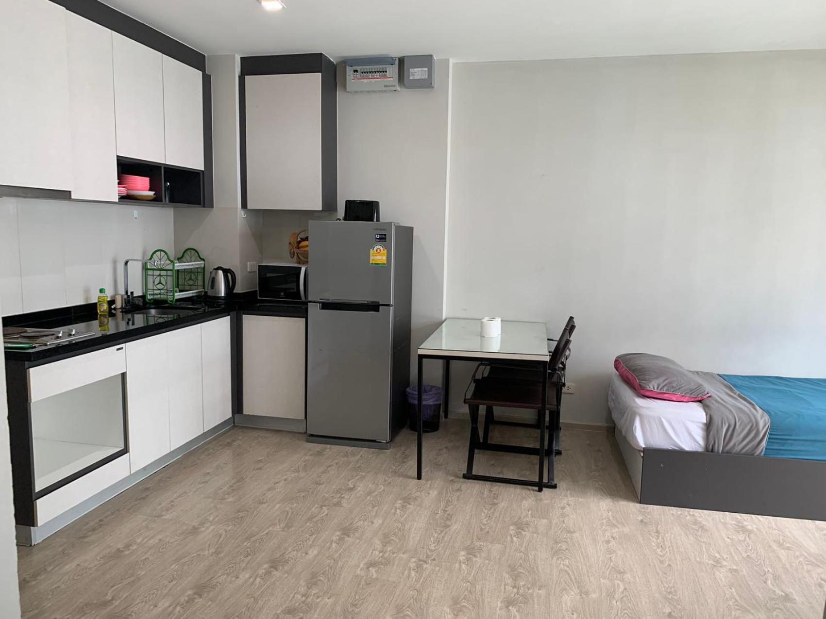 S泰国芭提雅thebase无边泳池公寓 市中心 临近大海 Apartment