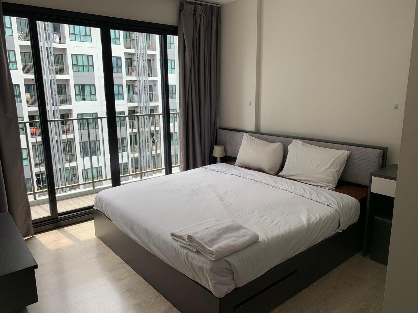 S泰国芭提雅thebase无边泳池公寓 市中心 临近大海 Apartment *
