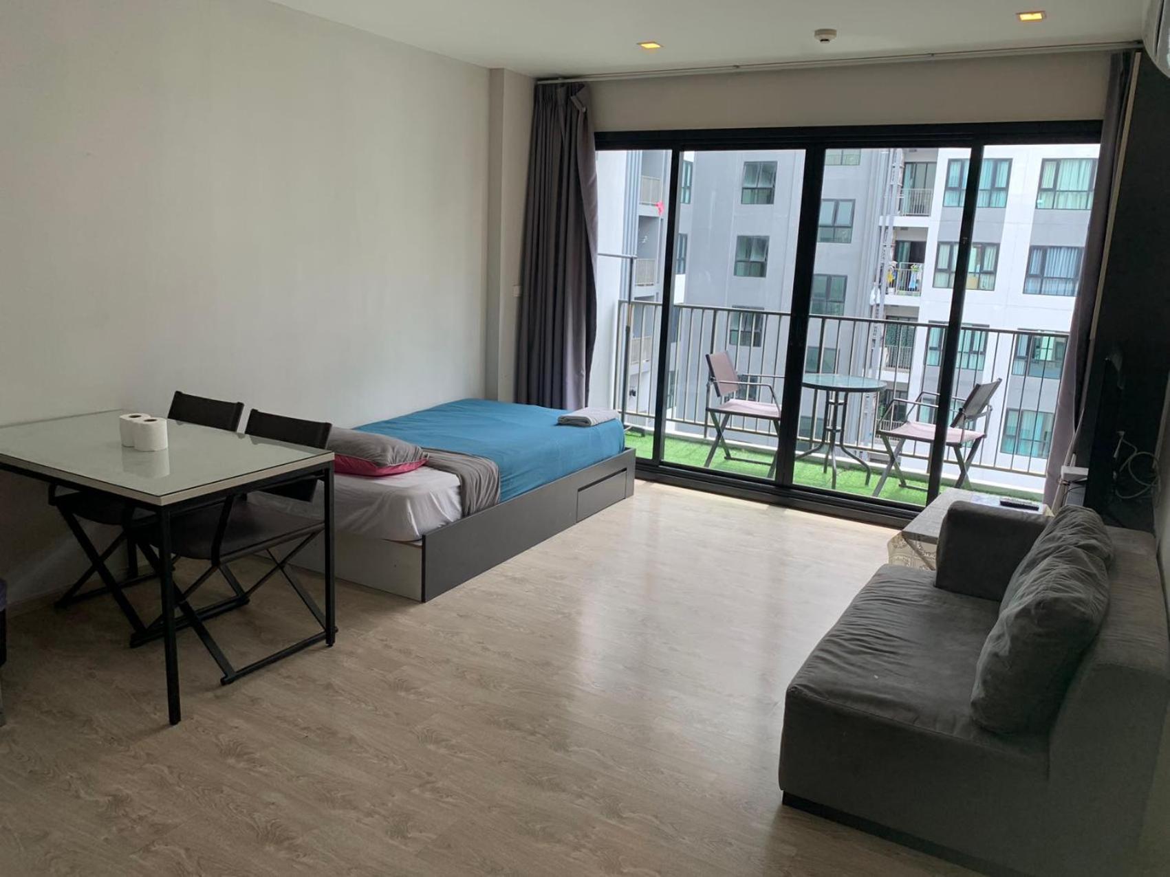 S泰国芭提雅thebase无边泳池公寓 市中心 临近大海 Apartment *