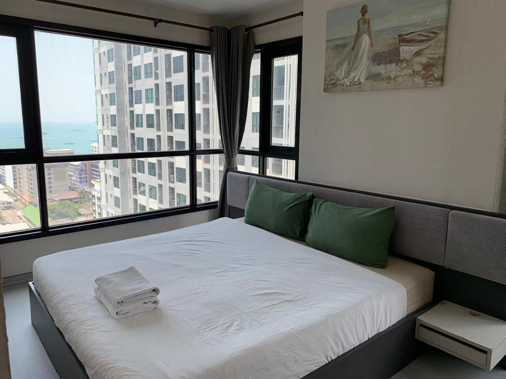 S泰国芭提雅thebase无边泳池公寓 市中心 临近大海 Apartment Pattaya