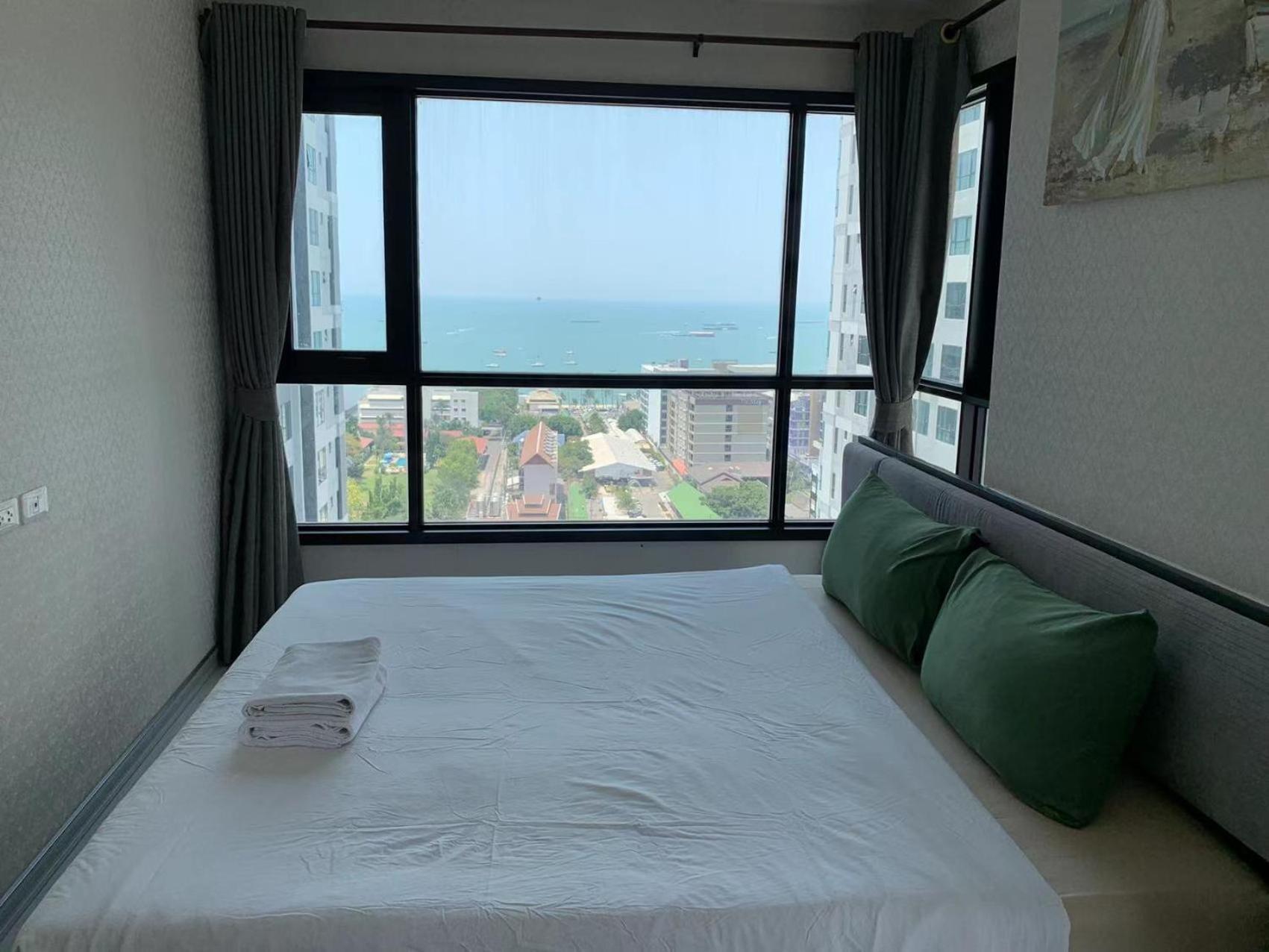 S泰国芭提雅thebase无边泳池公寓 市中心 临近大海 Apartment