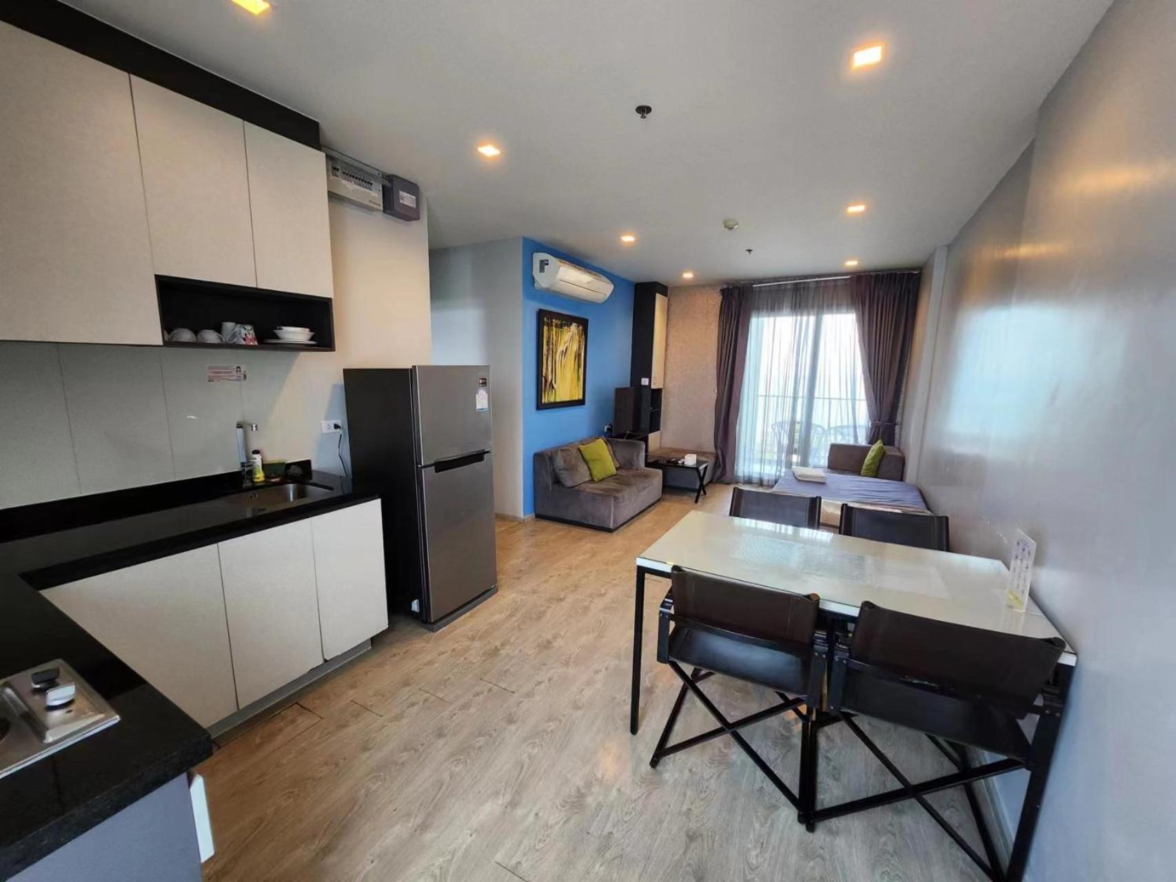 Apartment S泰国芭提雅thebase无边泳池公寓 市中心 临近大海 *