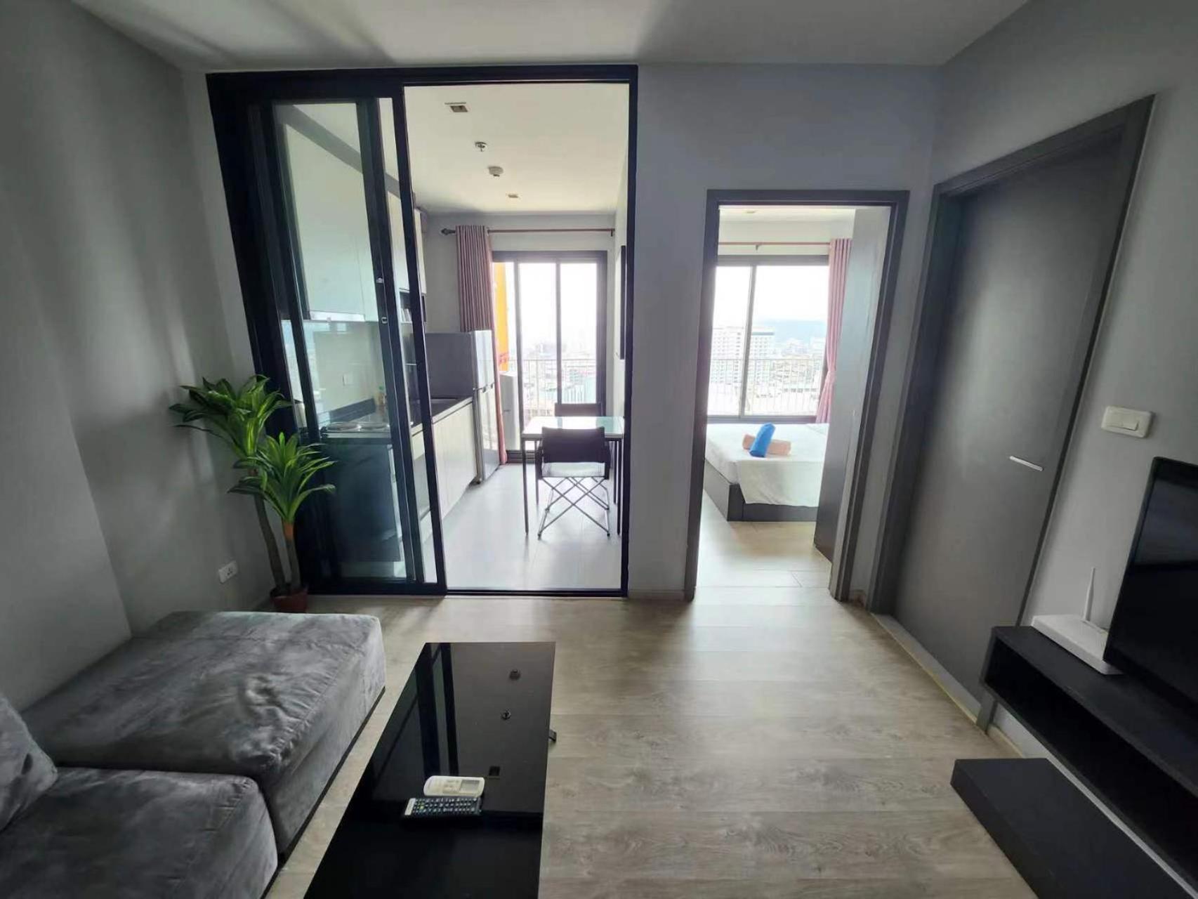 泰国芭提雅thebase无边游泳池公寓 Apartment Pattaya
