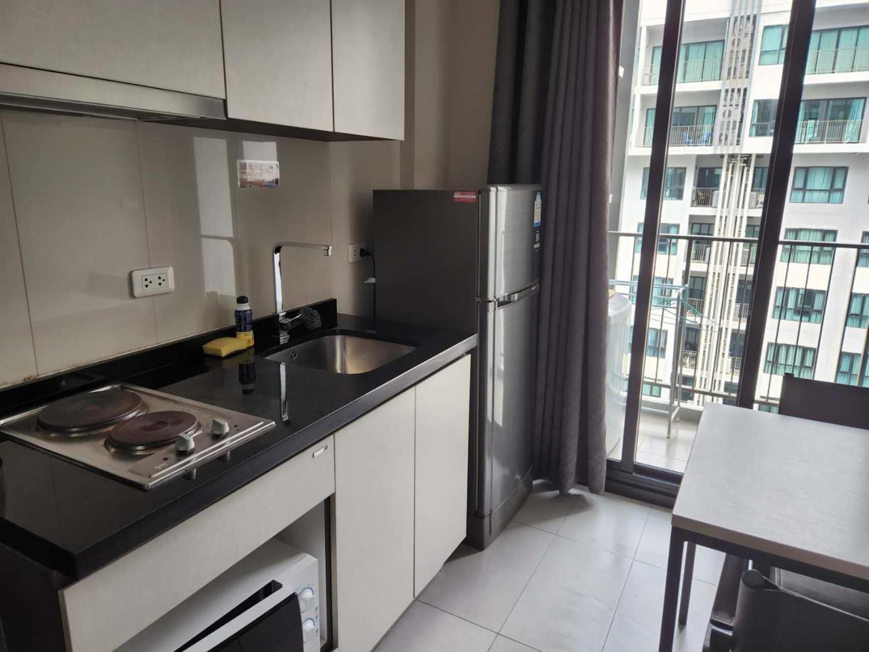 Infinity Pool One Bedroom Apartment Pattaya
