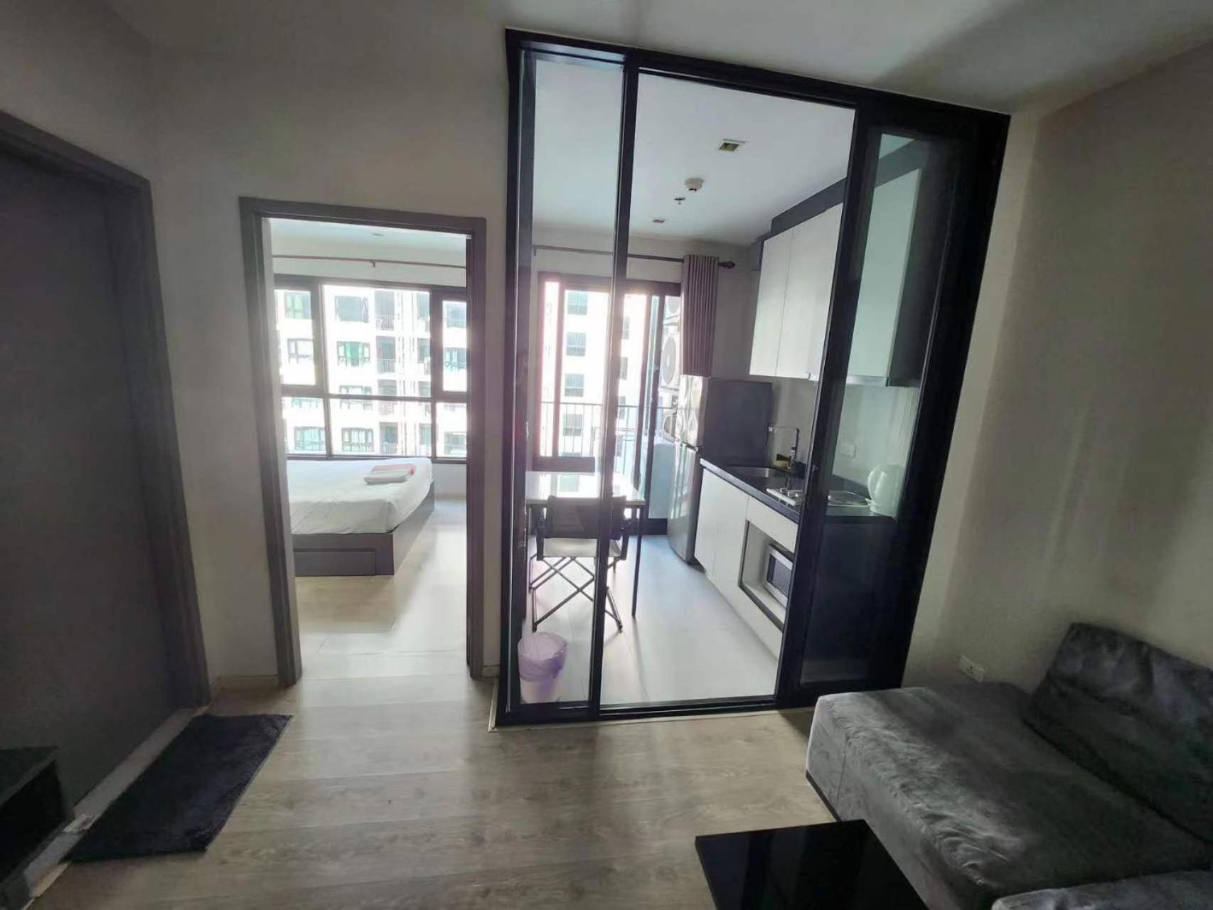 Apartment 芭提雅双人精品公寓无边游泳池thebase中央基地