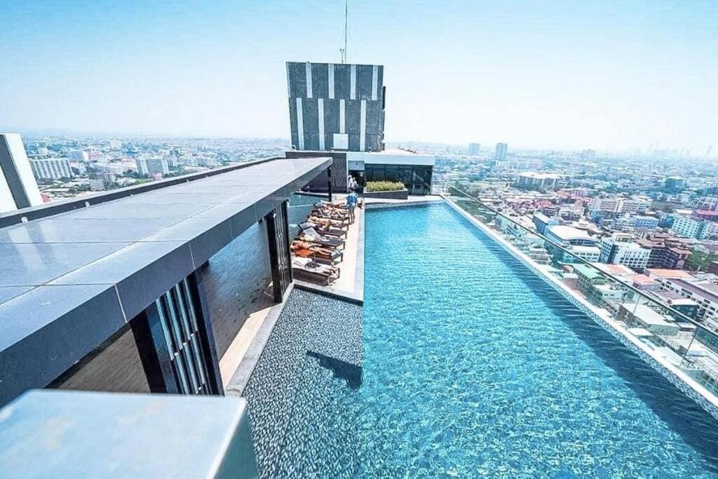 Apartment Sea View 2 Bed At Pattaya