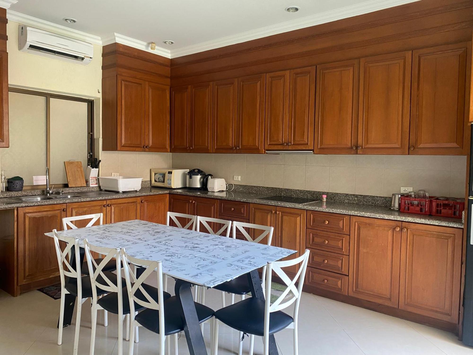 Villa 芭提雅南部,beach 600m,5br Pattaya