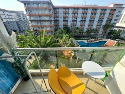 Grand Avenue Super Pattaya
