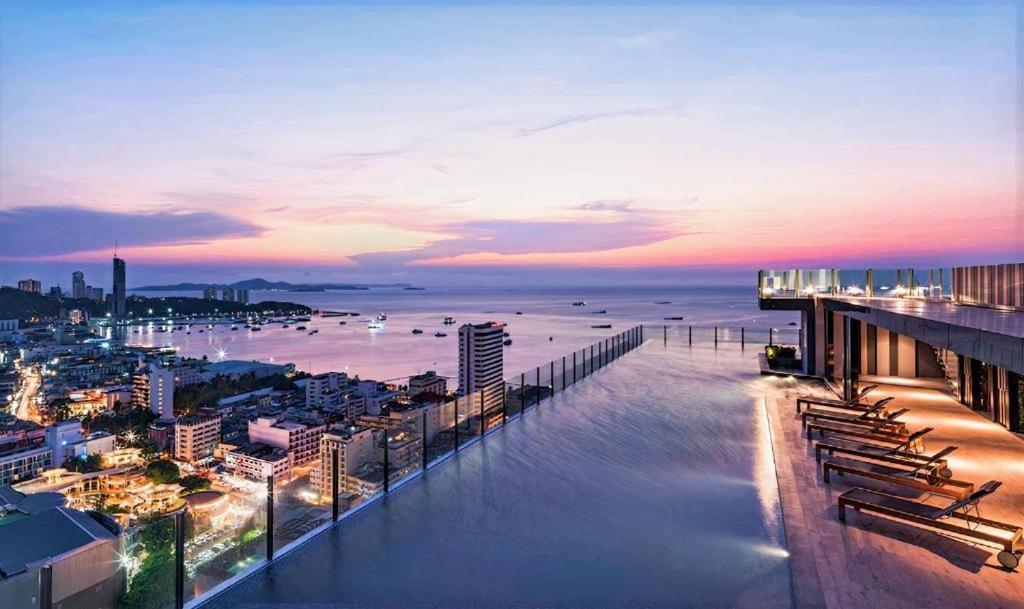 Apartamento The Base Pattaya