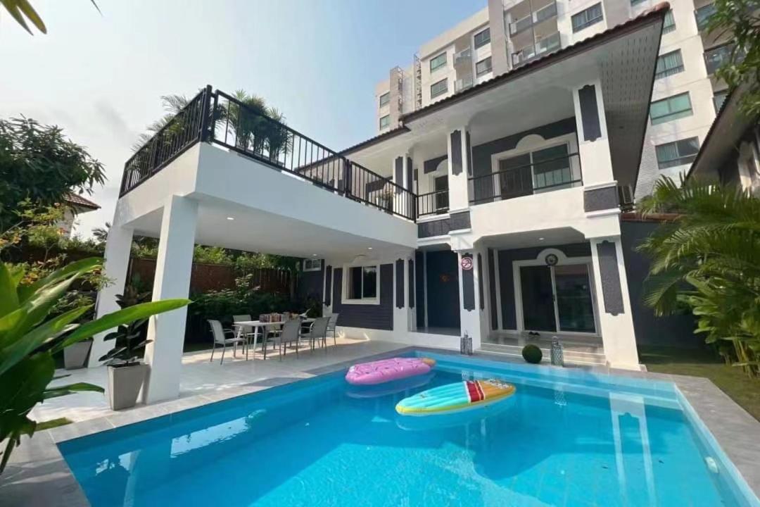 泰家帕山五卧室家庭别墅