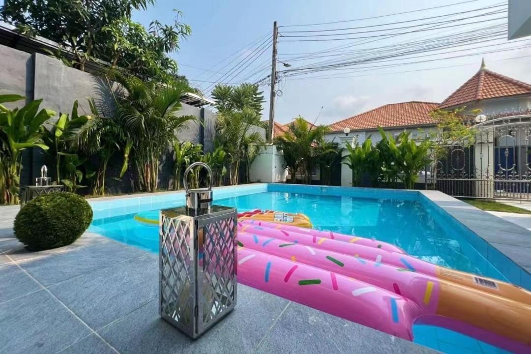 泰家帕山五卧室家庭别墅 * Pattaya