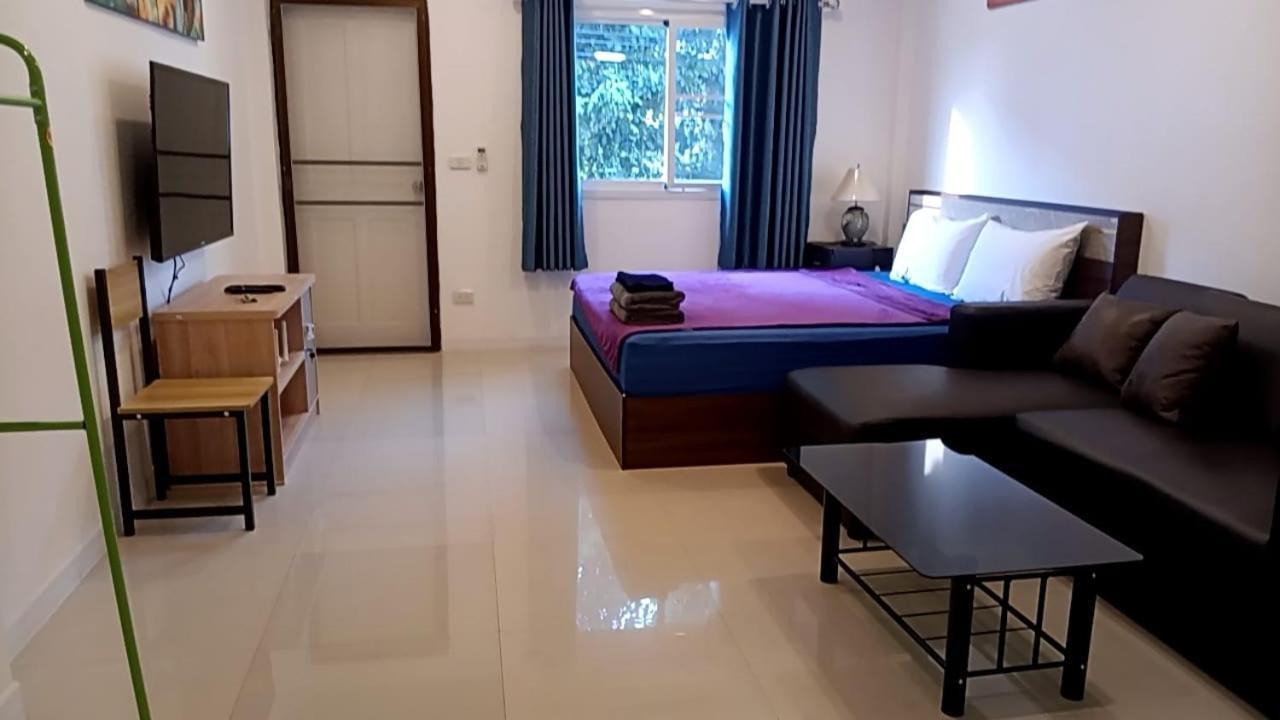 Aura Place Apartment