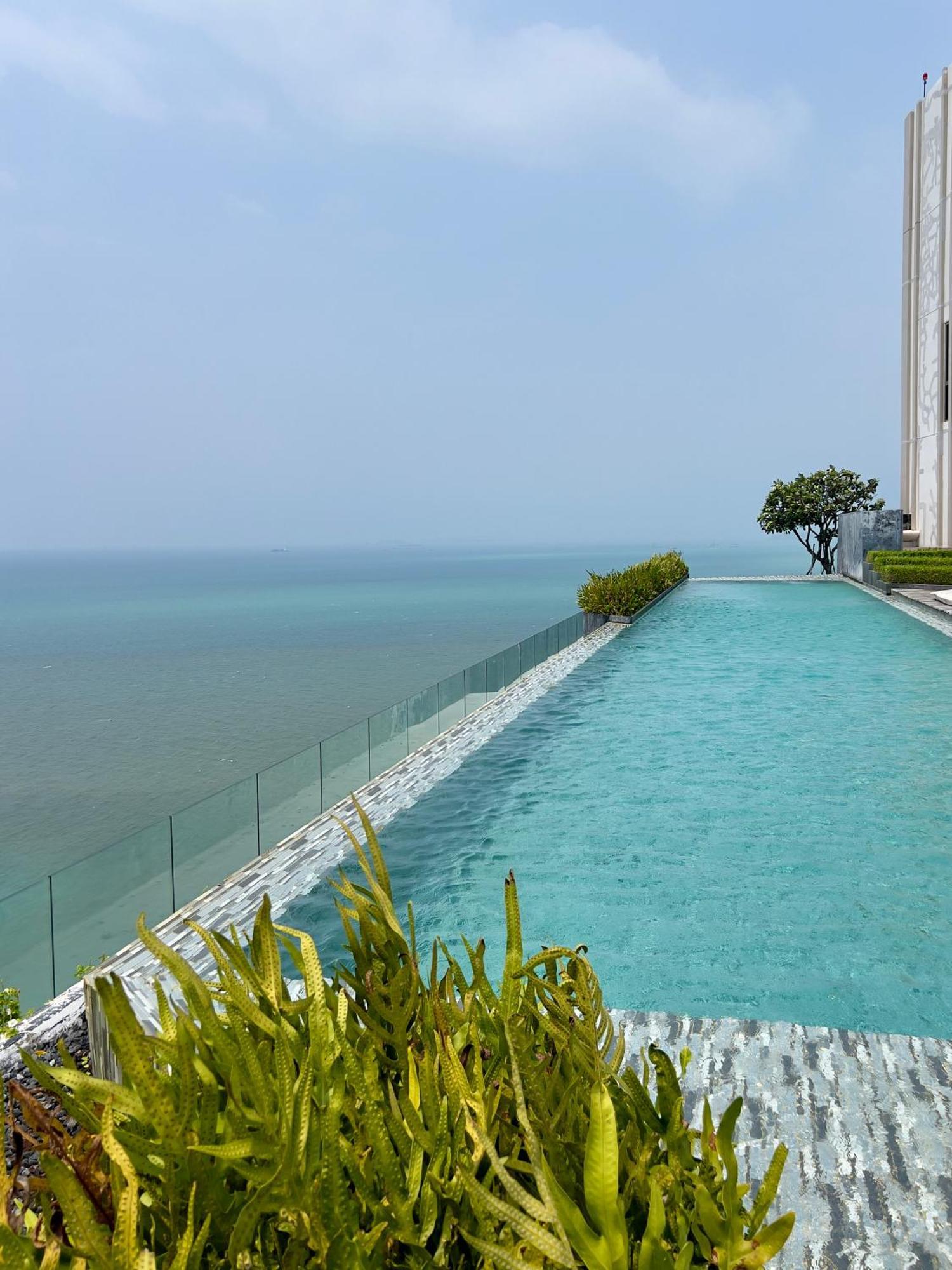 Wong Amat Luxury Condo--private Beach Pangsapuri