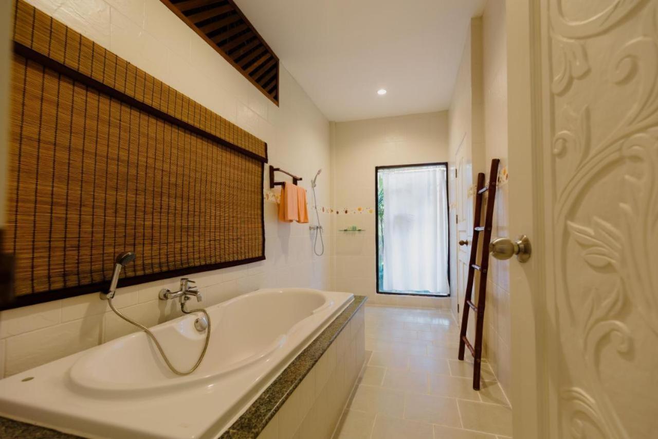 Raya Private Pool