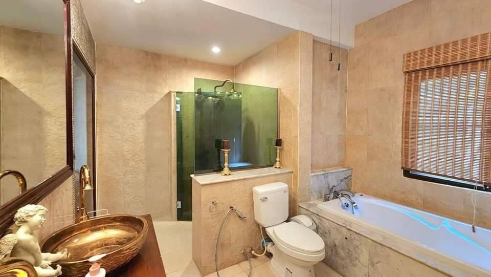 Villa Rosewood Bali Style Pool 2 Pattaya
