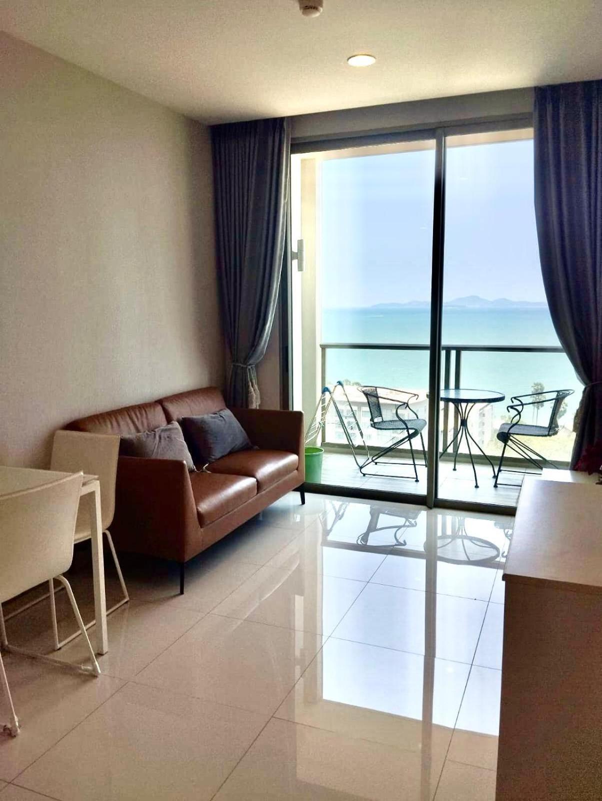 Riviera Wongamat Apartment Pattaya