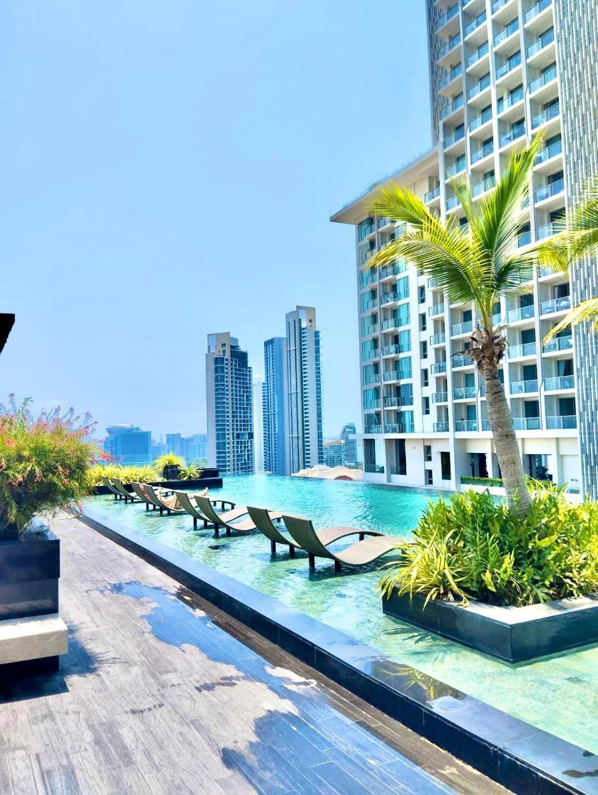 Riviera Wongamat Pattaya