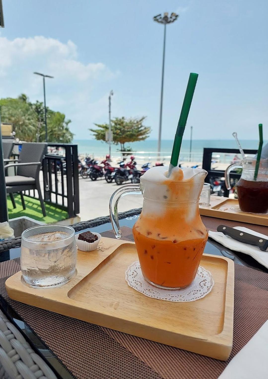Retro * Pattaya