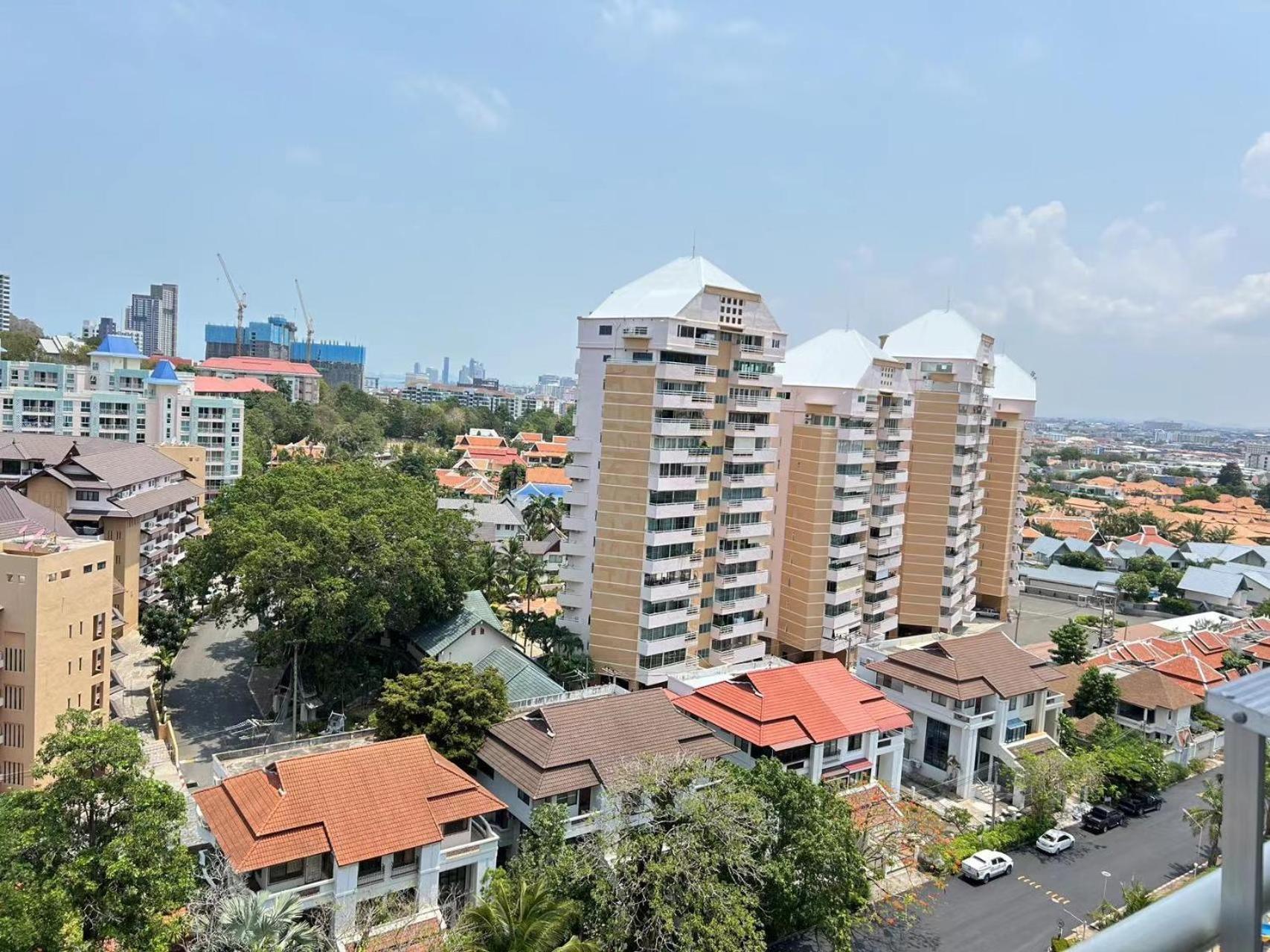 Mina View 12 Pattaya