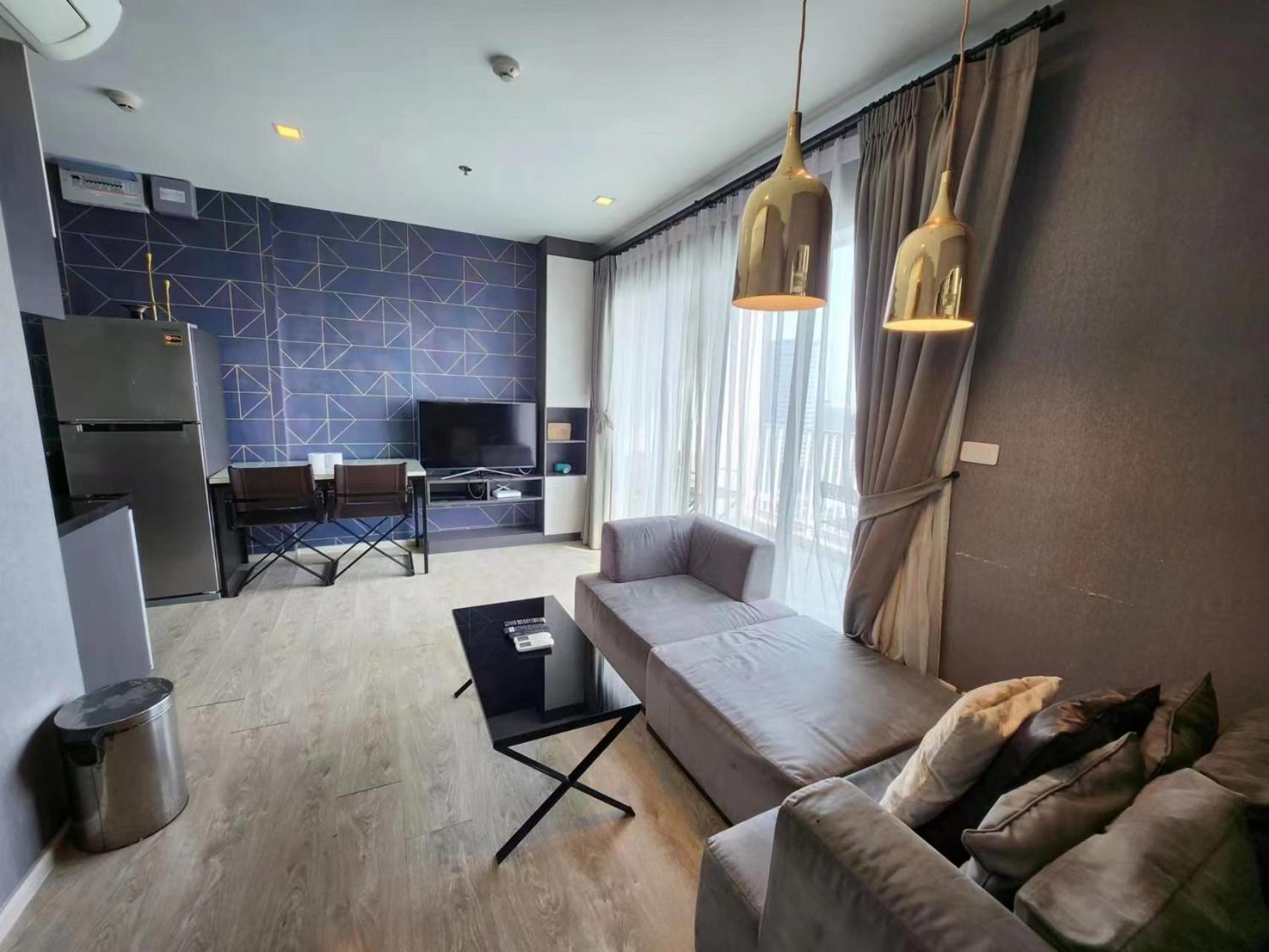 Apartment The Base Pattaya: Infinity Pool Near Walking Street *