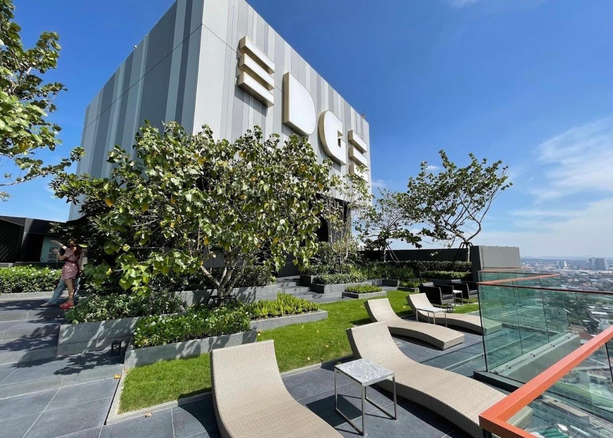 Apartment 小红书网红超大无边泳池edge豪华公寓 市中心 海滩300米