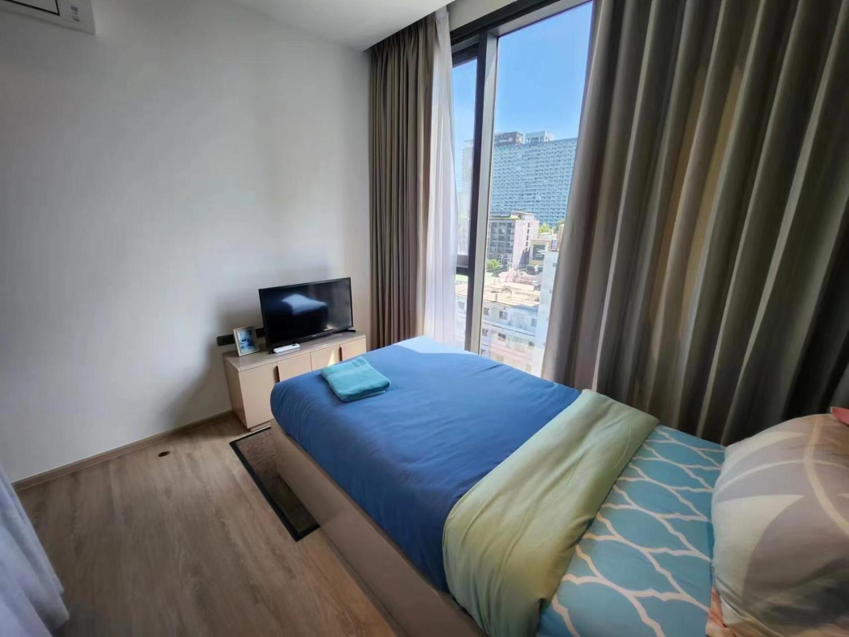 小红书网红超大无边泳池edge豪华公寓 市中心 海滩300米 Apartment Pattaya