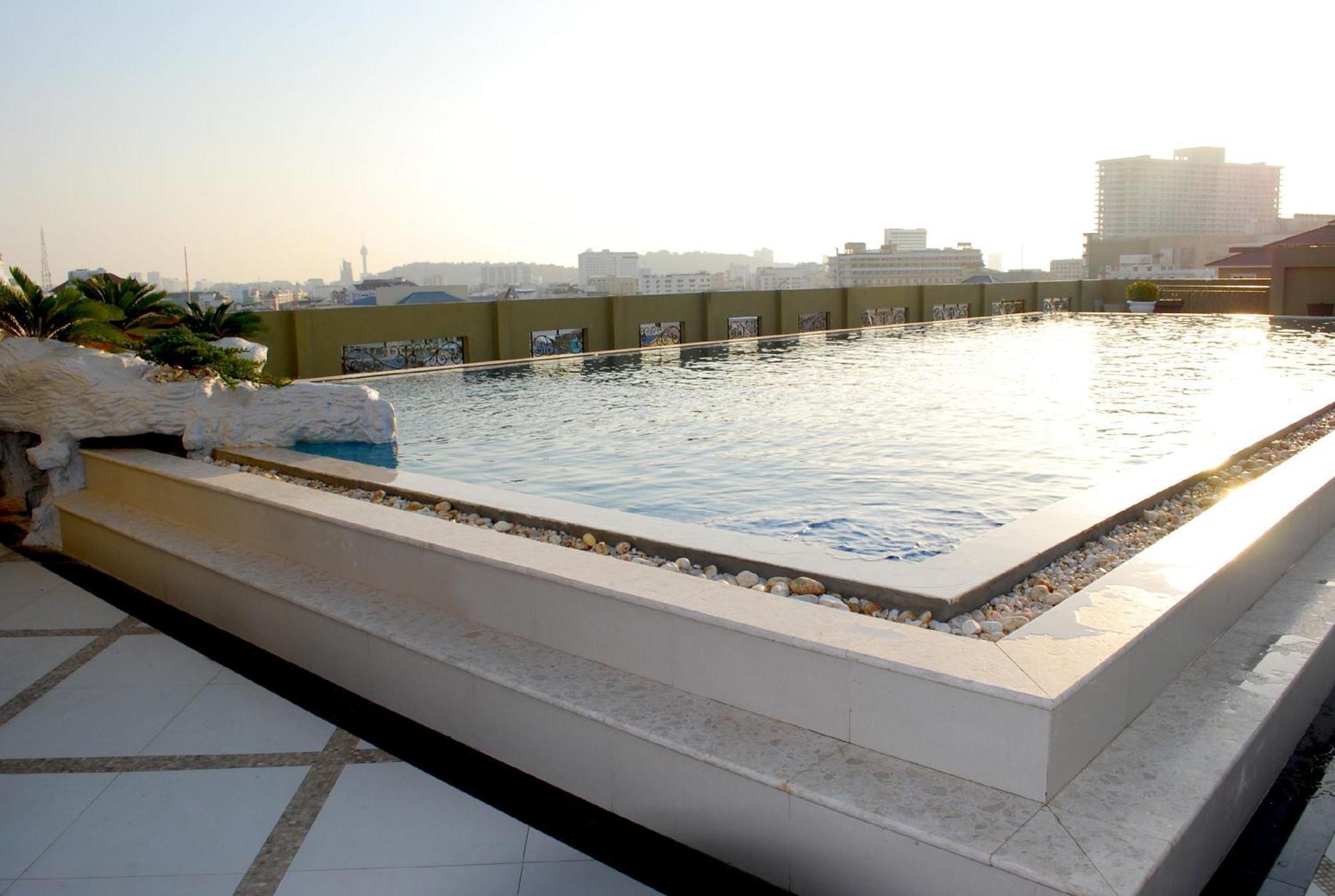 Hotel Lk Royal Wing Pattaya