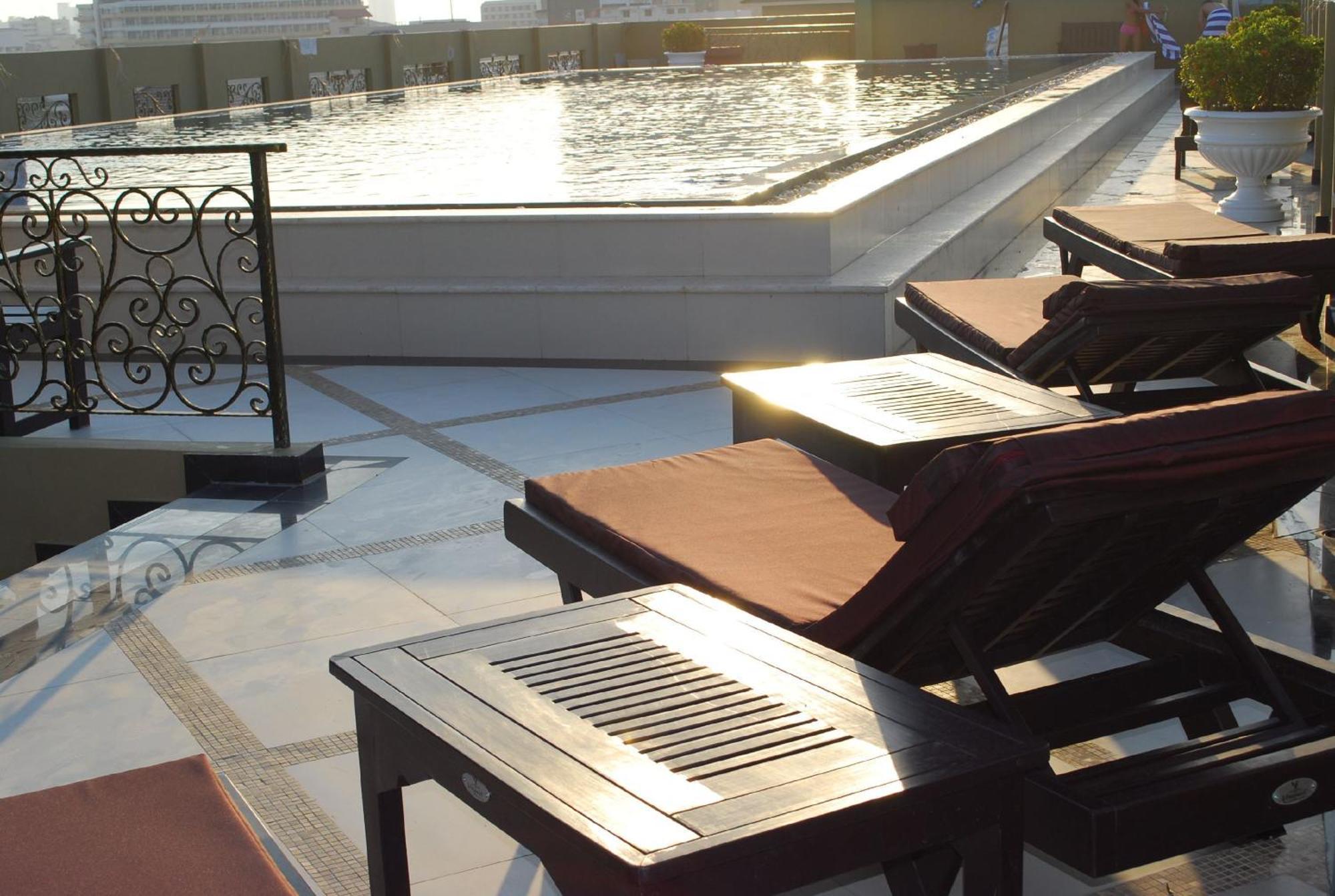 Hotel Lk Royal Wing Pattaya