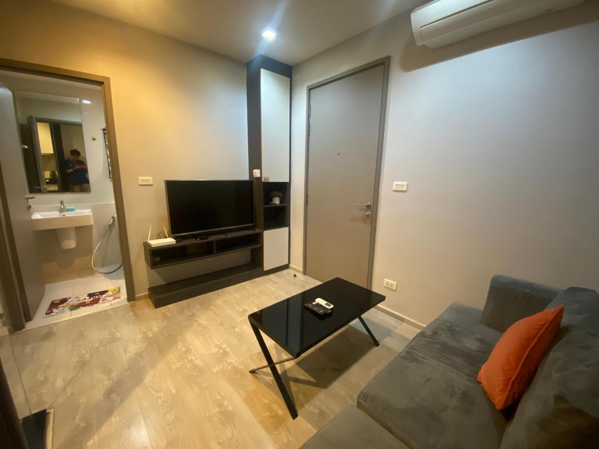 Apartment The Base Festival 芭提雅市中心海滩近购物中心步行街的一卧室公寓 Pattaya