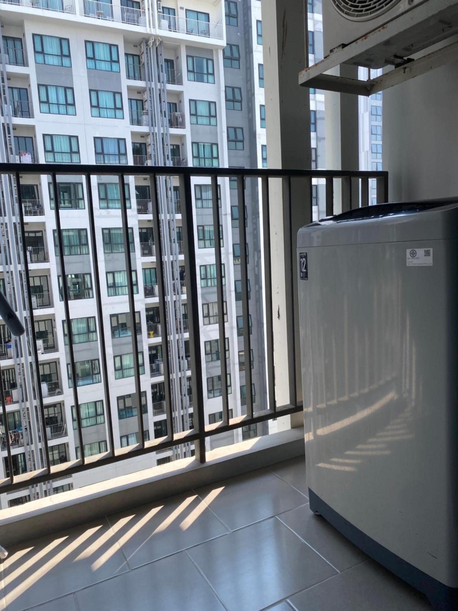 Apartment The Base Pattaya: Beachfront Near Shopping