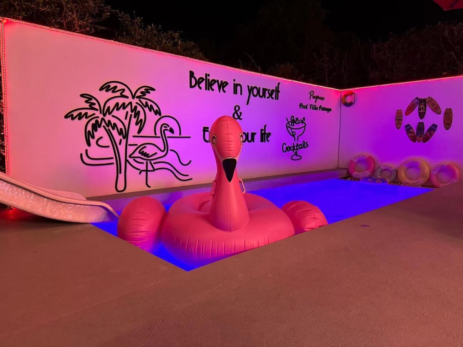 Holiday park Pupae Pool Pattaya