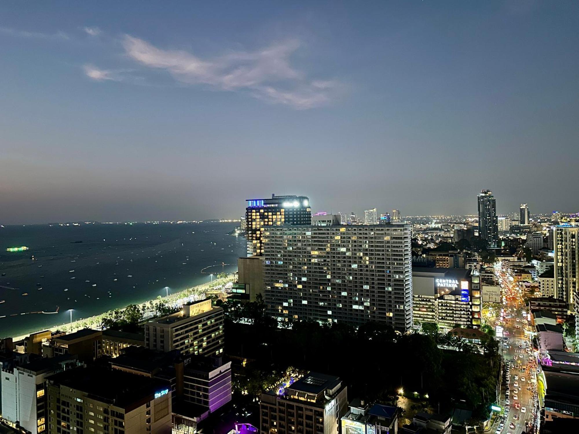 Apartamento Edge Cozy Vacation Infinite Sky Pool
