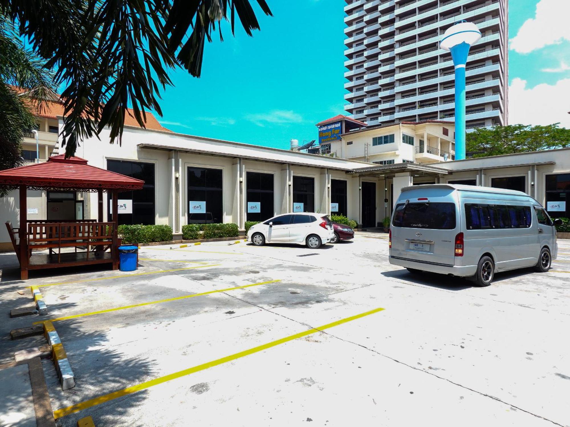 Villa Pool B5 Pattaya