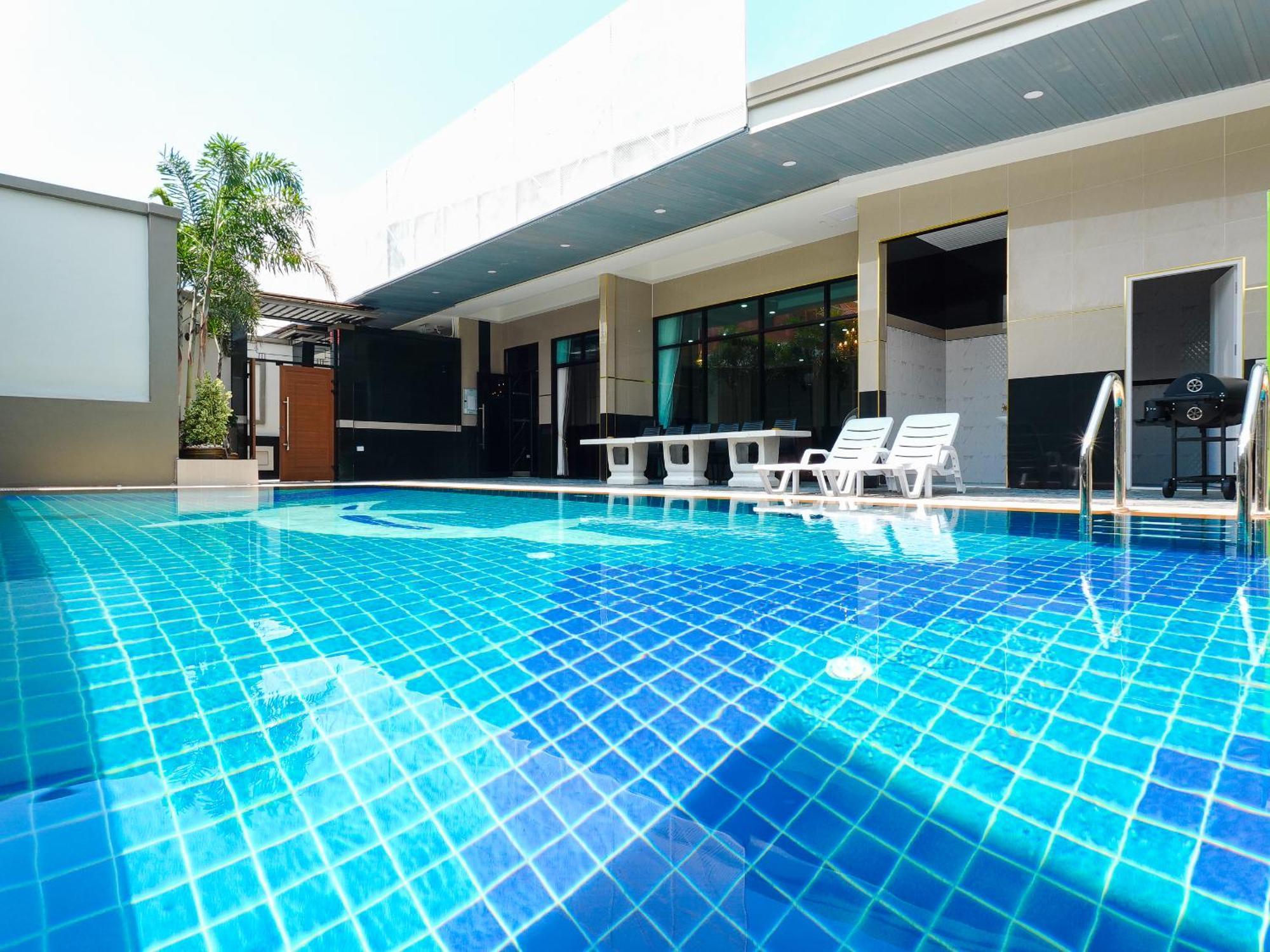 Pool B5