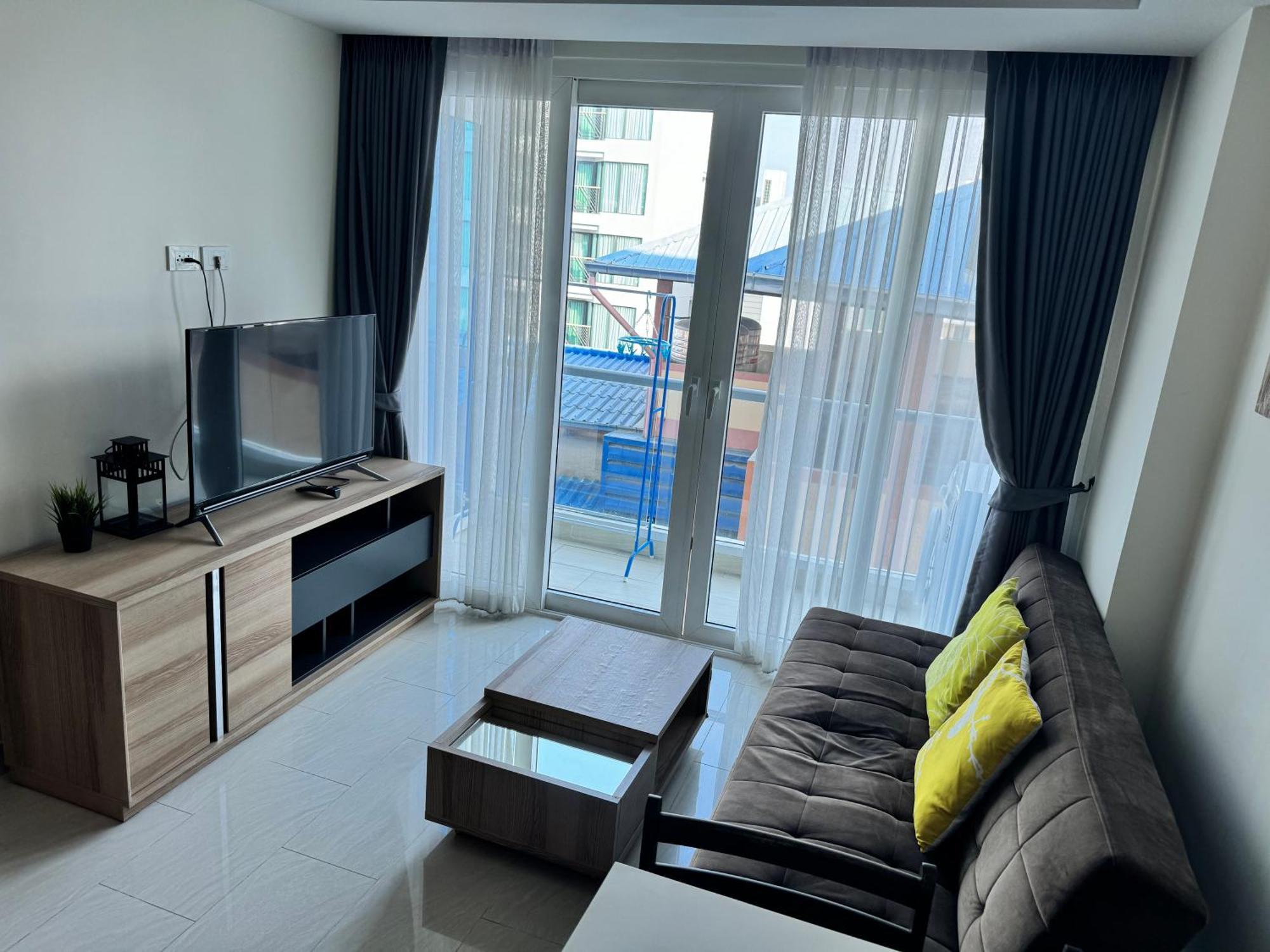 Apartment Grand Avenue 1 Bedroom Cityview 6th Floor *