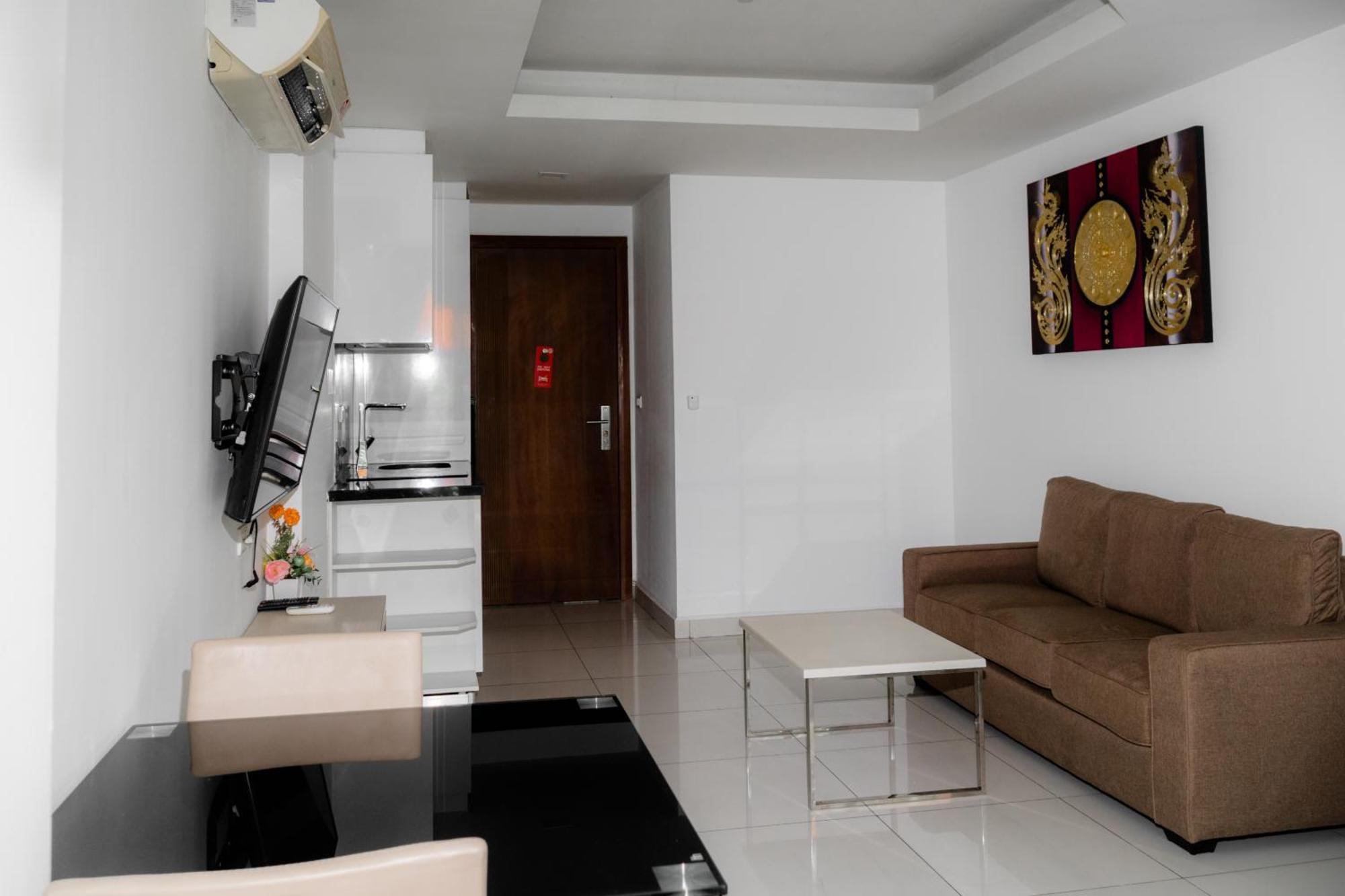 C-view By Apartwell Apartment *