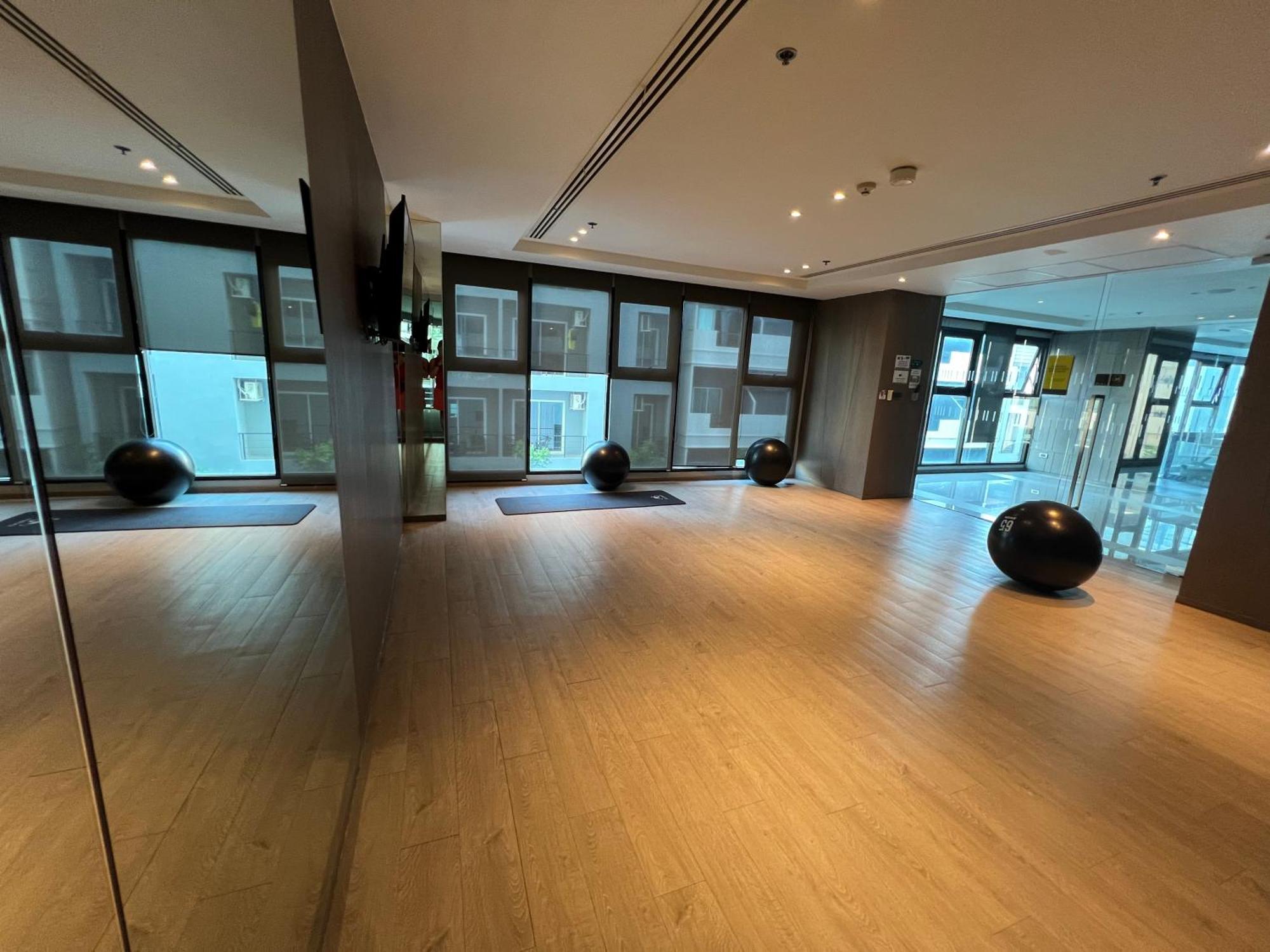 Apartment 秘狗公寓the Base *