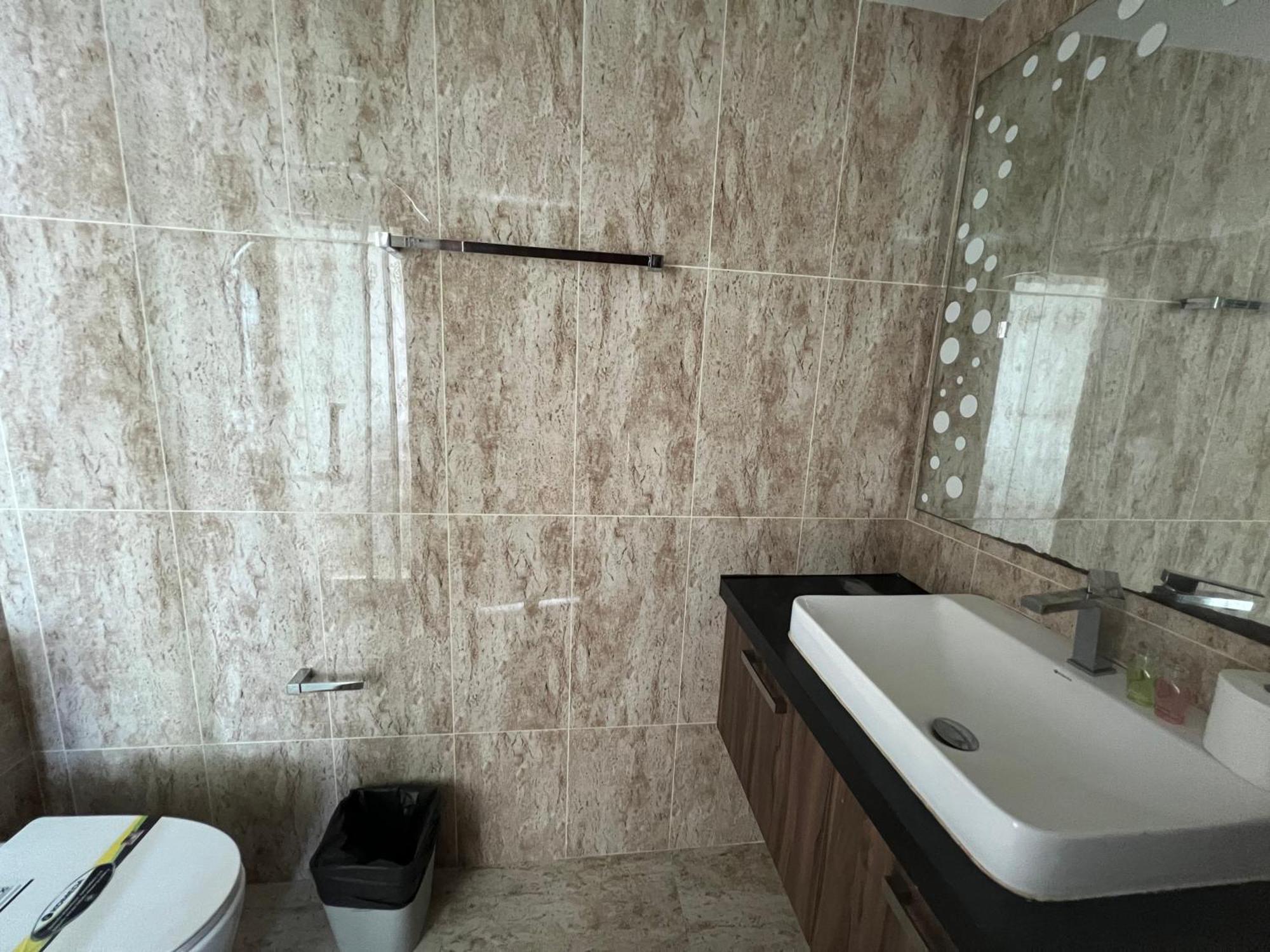 Pangsapuri 秘狗公寓grand Avenue *