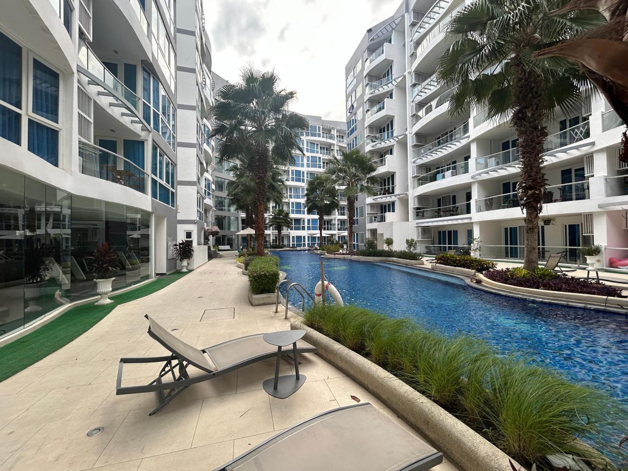 Pangsapuri 秘狗公寓grand Avenue