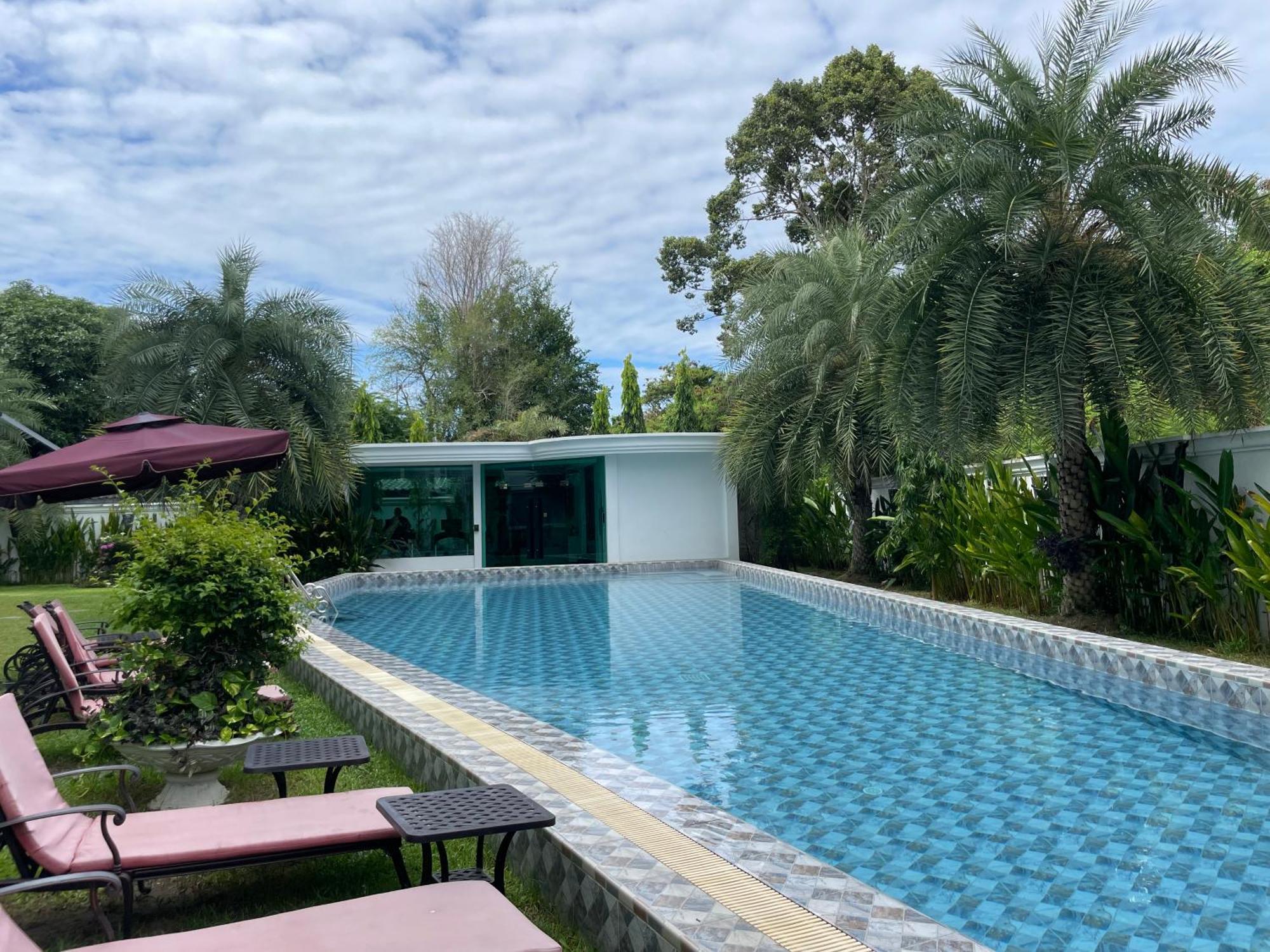 City Garden Olympus Condominium Apartment Pattaya