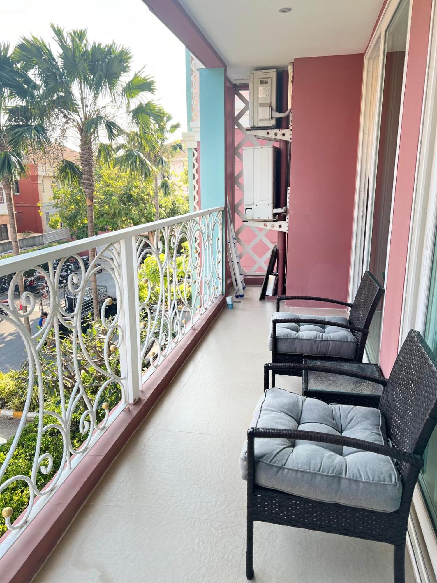 Apartment With Waterpark