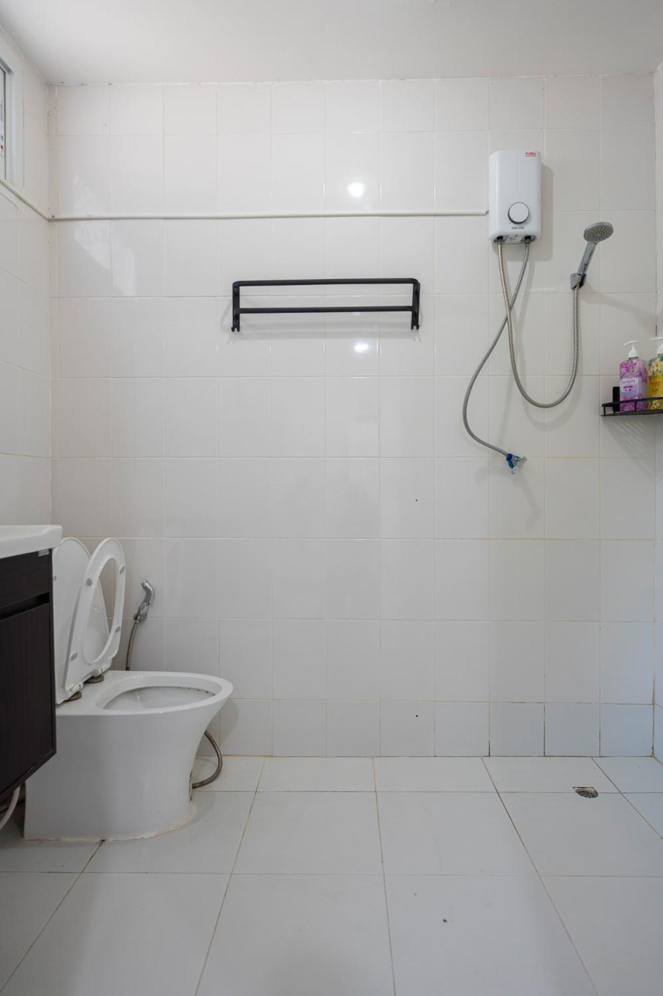 泰家帕山五卧室家庭别墅 Villa *